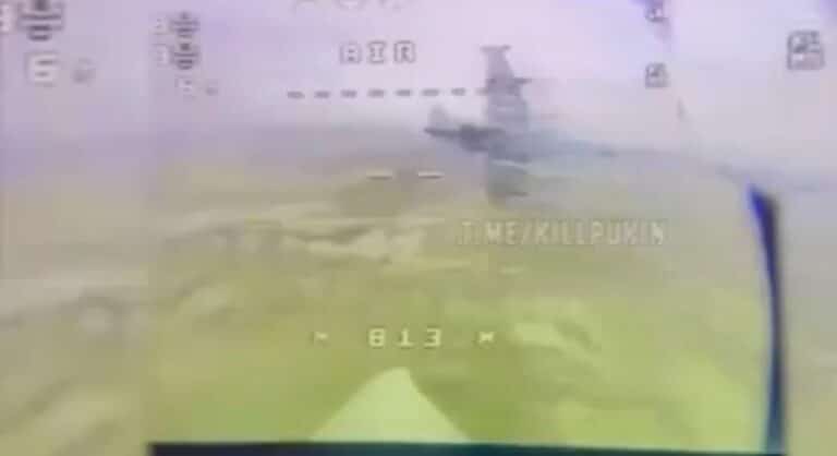 Close Call: Russian Su-25'S Near Miss With Ukrainian Drone 3