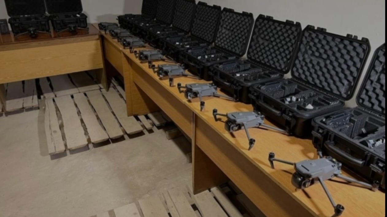 Khmelnytskyi Delivers 10 Dji Mavic 3T Drones With Thermal Imaging To Ukrainian Soldiers 1
