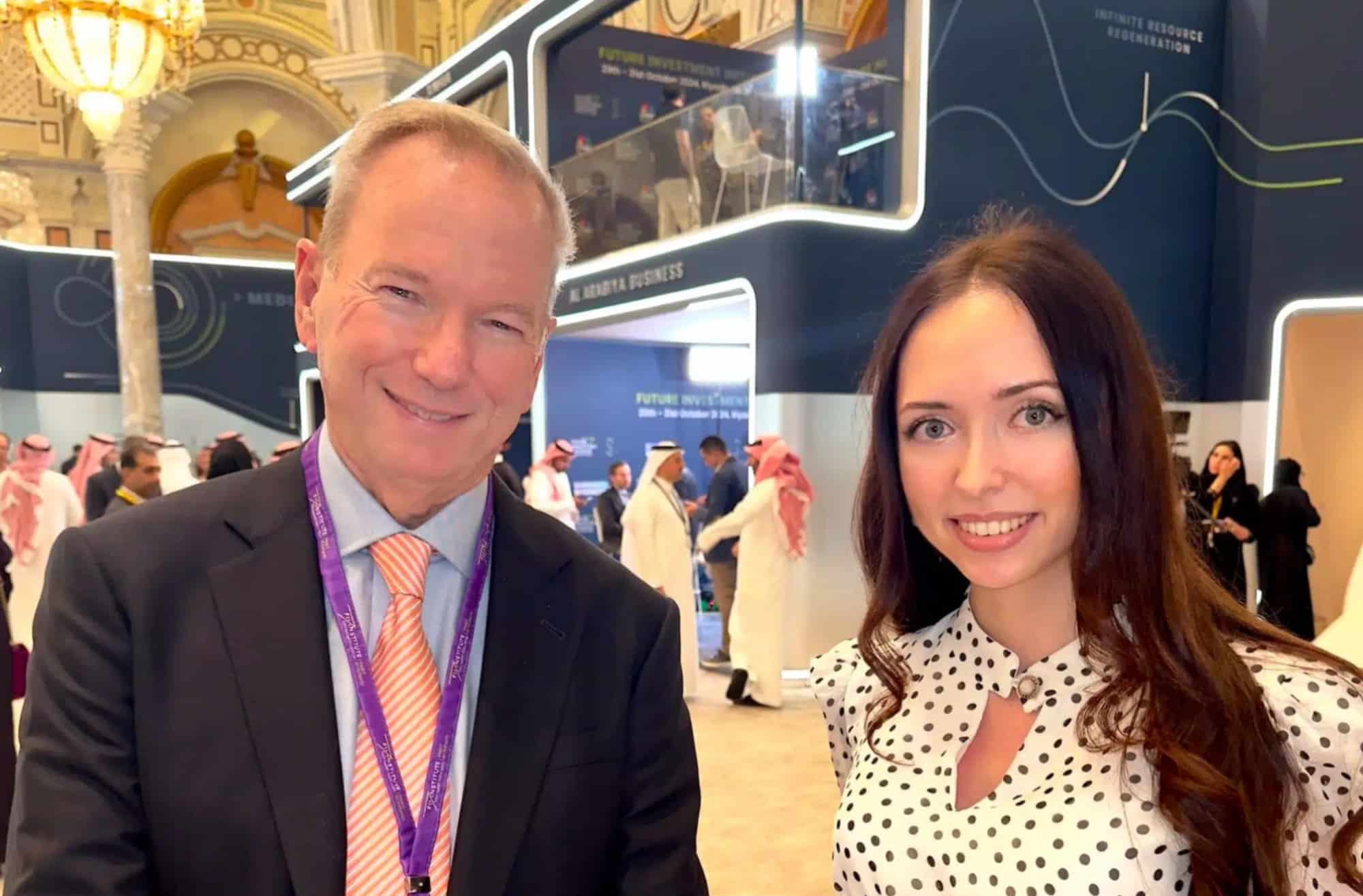 Former Google Ceo Eric Schmidt Urges Us Military To Replace Tanks With Ai Drones