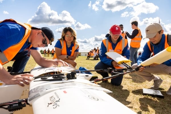 Drone Challenge Draws Global Talent, Designs In Uk Fly-Off 2