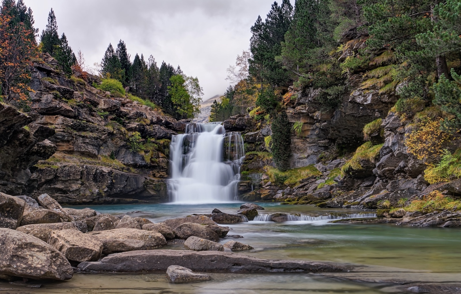 Drones Prove Vital In Locating Missing American Hiker'S Body In Pyrenees 1