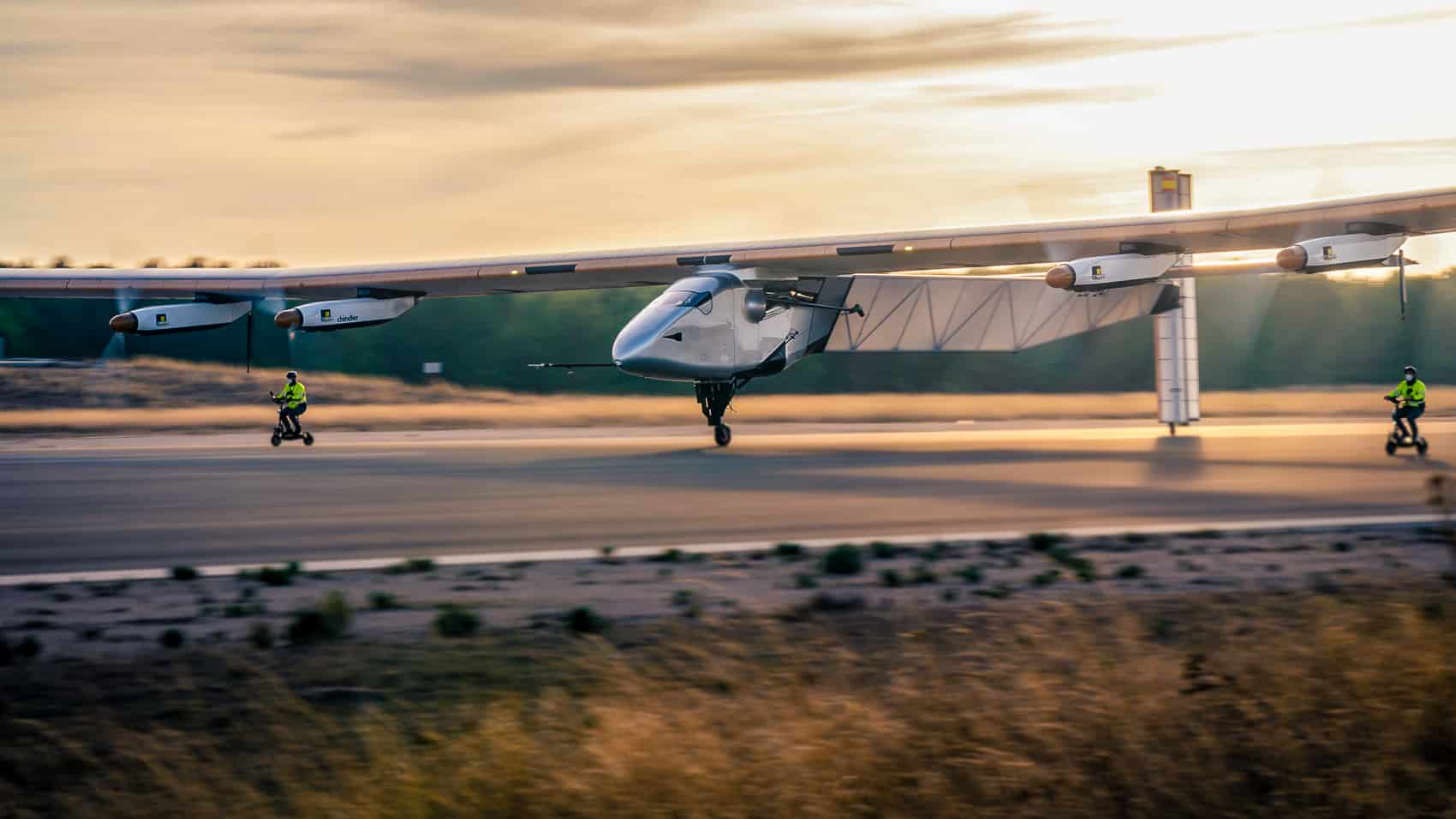 Navy Solar Drone Drones Skydweller Record Usa