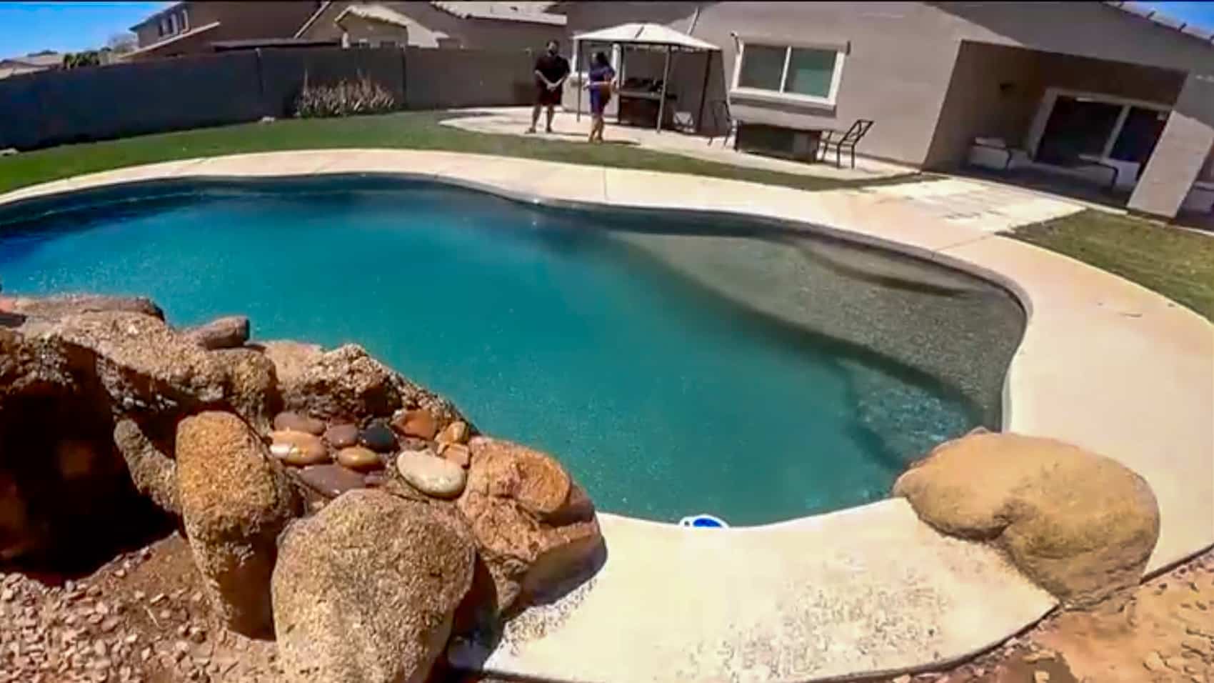 Amazon Pool Drone Drones Delivery Uas Uav