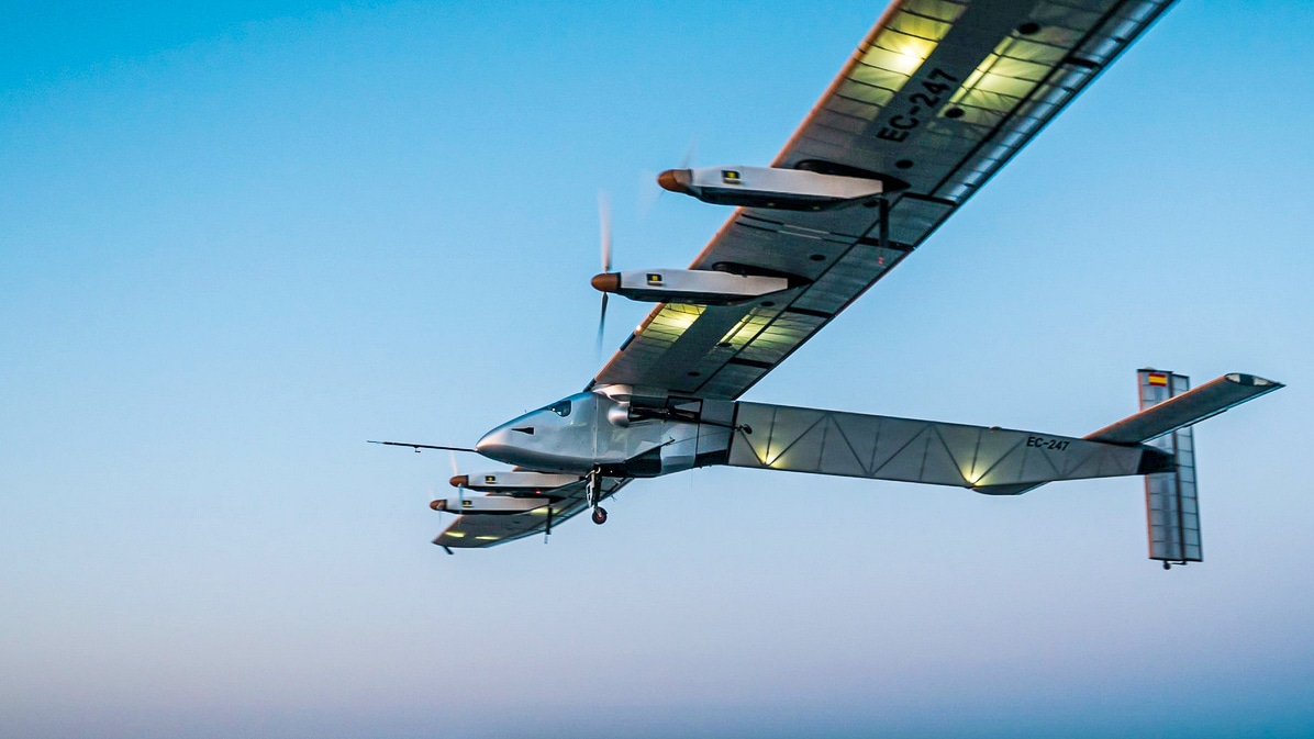 Navy Solar Drone Drones Skydweller Record Usa