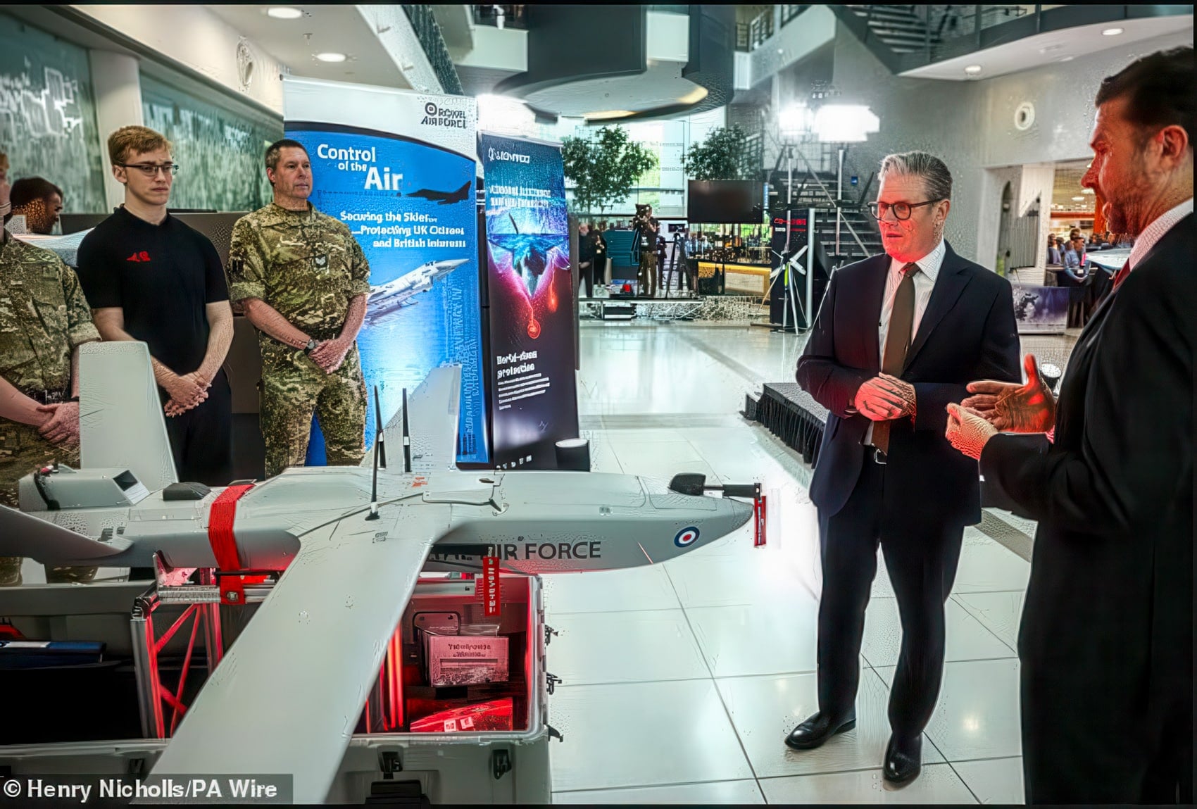 Uk'S New &Quot;Stormshroud&Quot; Drone Is A Ghost That Blinds Enemy Radar