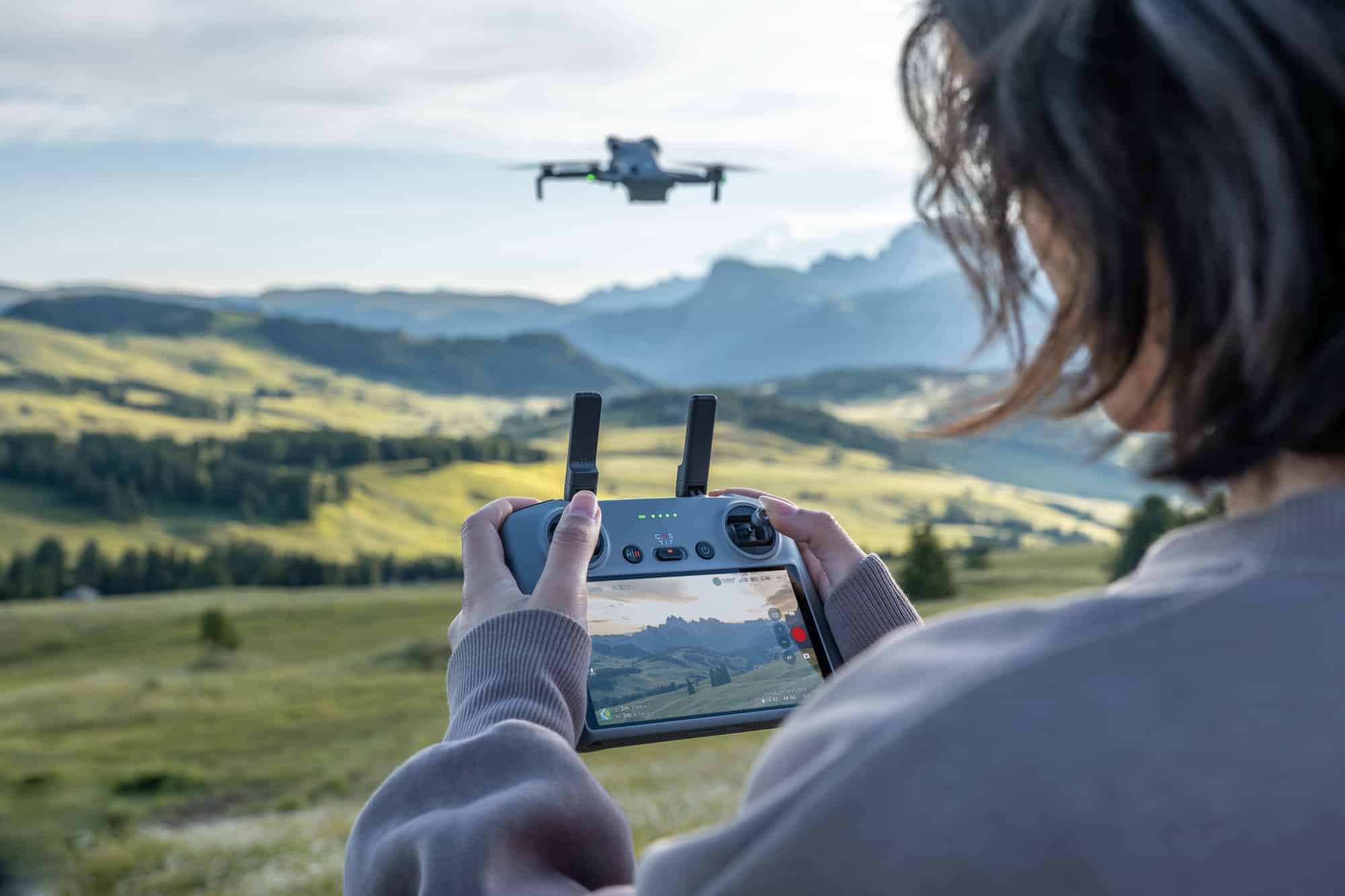 Dji Mini 5 Pro Debuts World’s First 1-Inch Sensor In Mini Drone 31