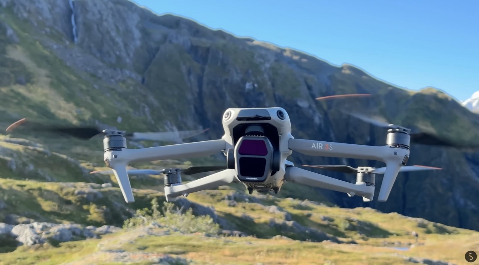 DJI Air 3S vs Mini 5 Pro: Real-World Comparison on an Alaskan Glacier 9