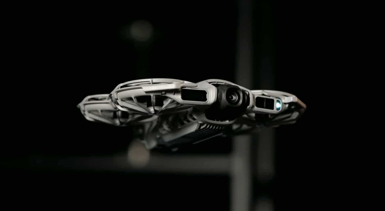 DJI NEO 2 Hands-On: Chinese Reviewer Shows Omnidirectional Obstacle Avoidance and Dual-Axis Gimbal in Action 5