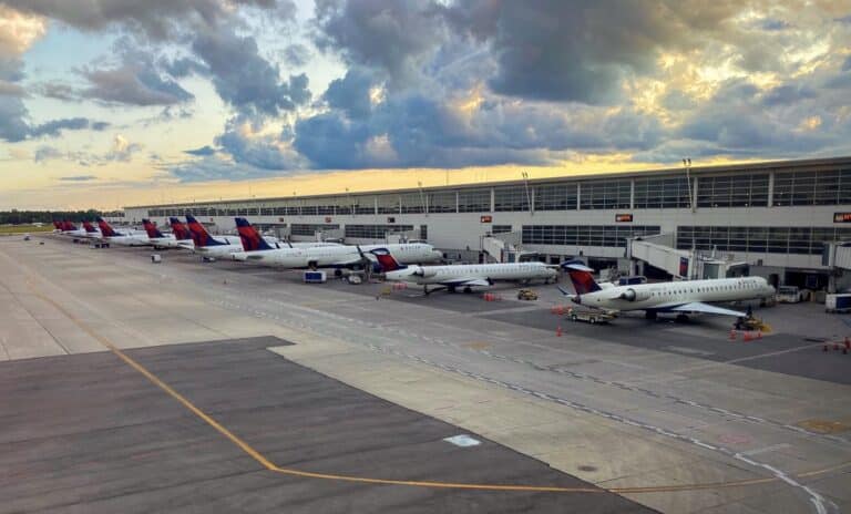 Fbi Partners With Michigan On Drone Enforcement Near Detroit Airport