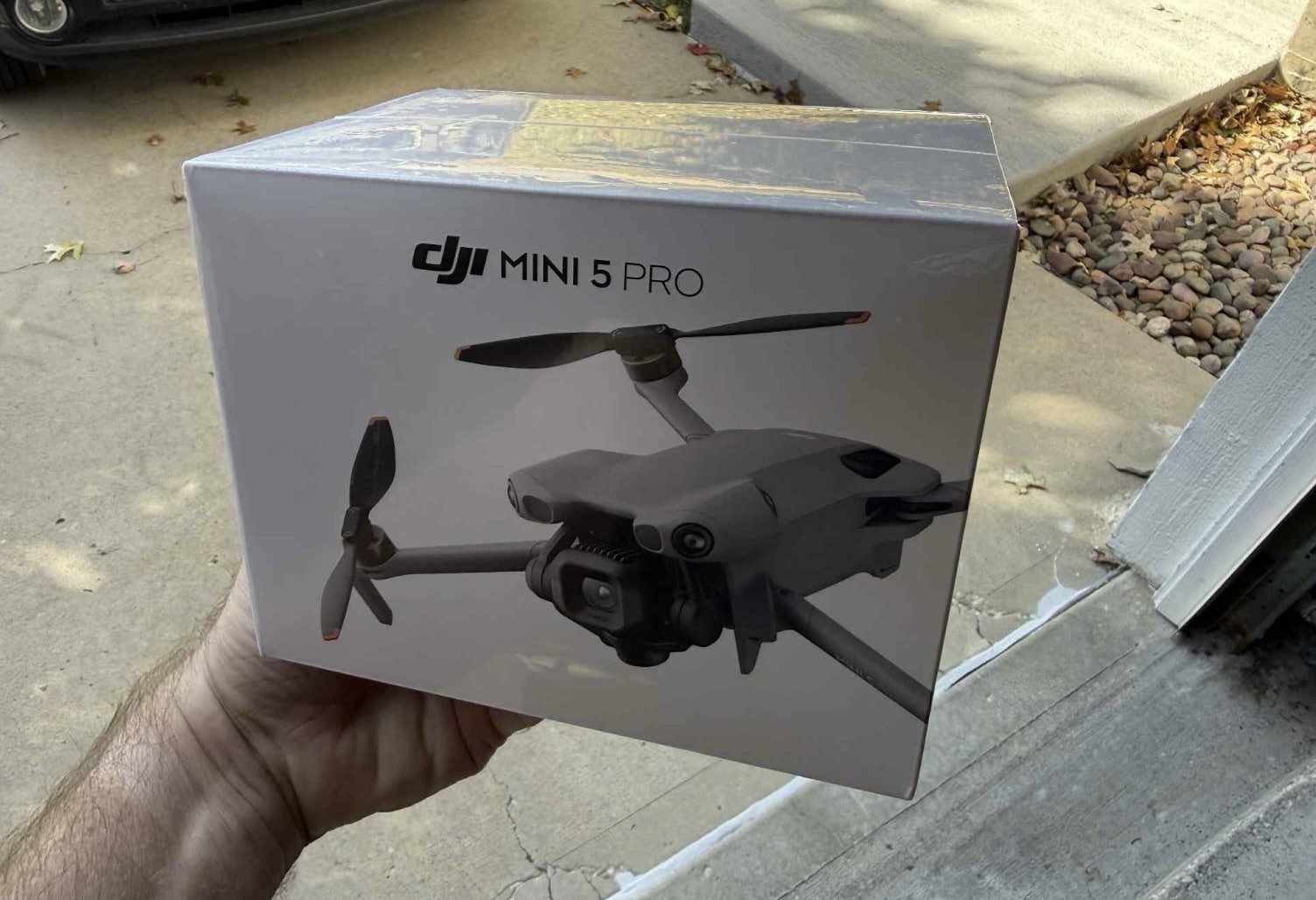 DJI Mini 5 Pro Ships Fast From Amazon While UPS Destroys Packages in Tariff Chaos 3