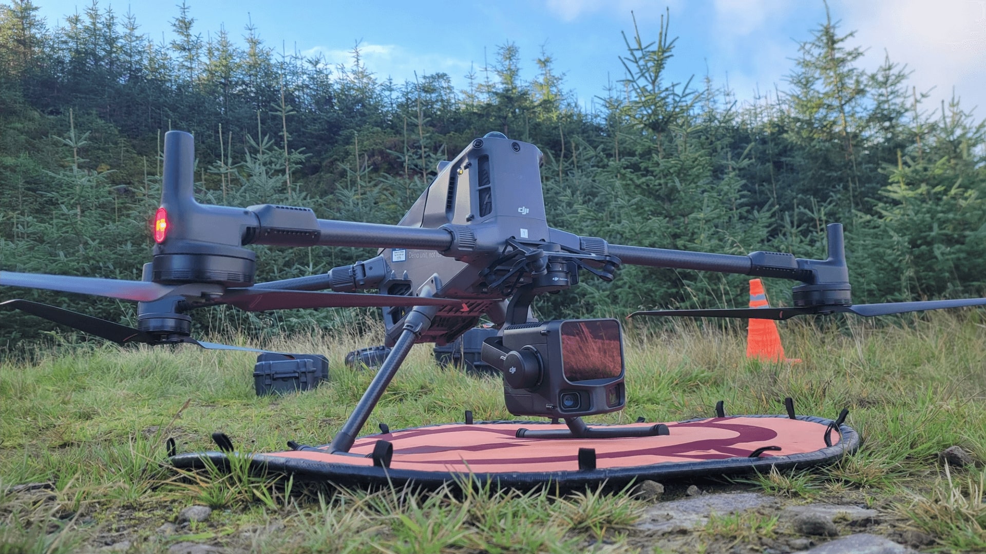 Dji Zenmuse L3 Payload On A Dji Matrice 400 Drone.