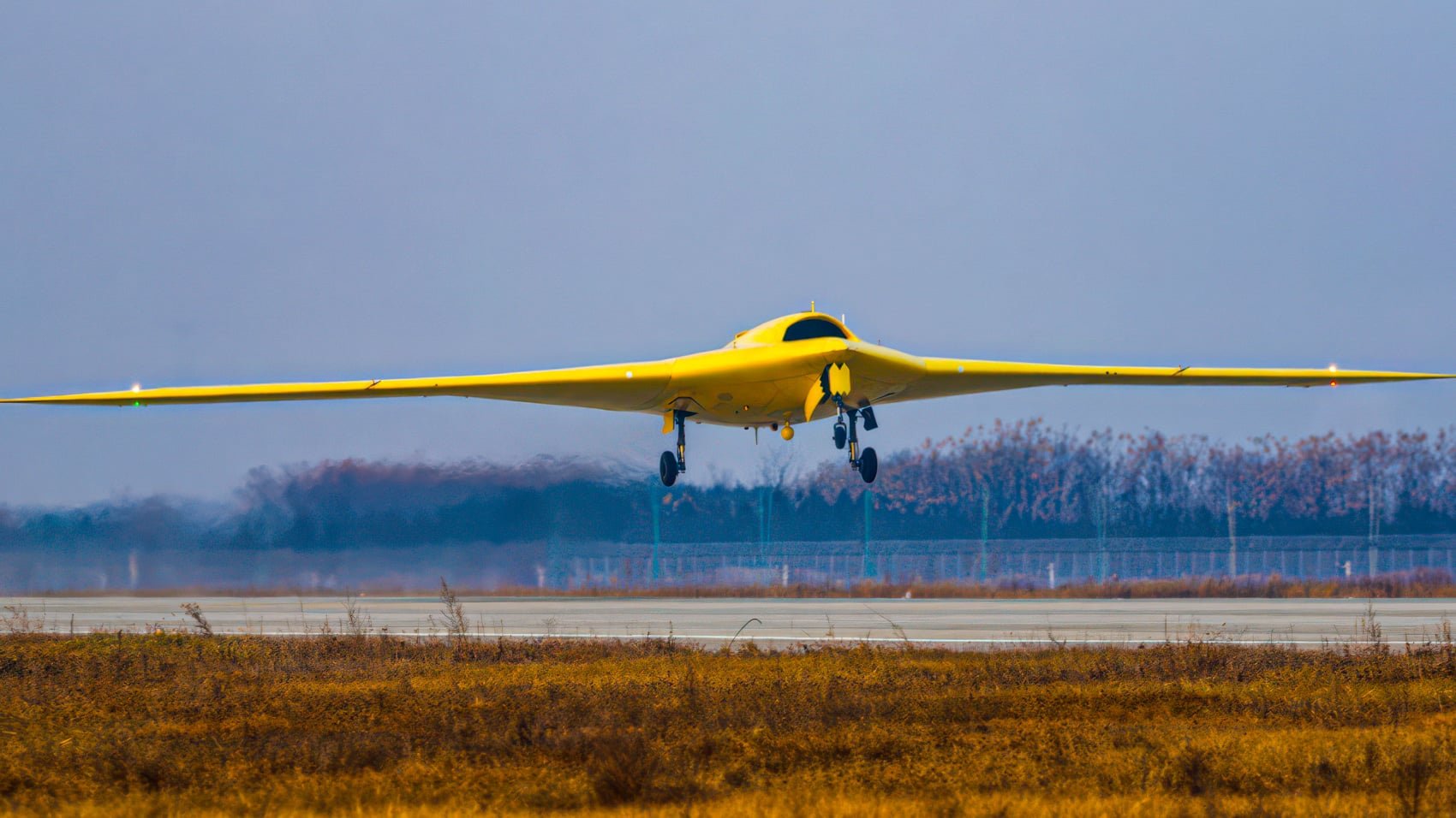 China’s Ch-7 Stealth Drone Completes First Flight