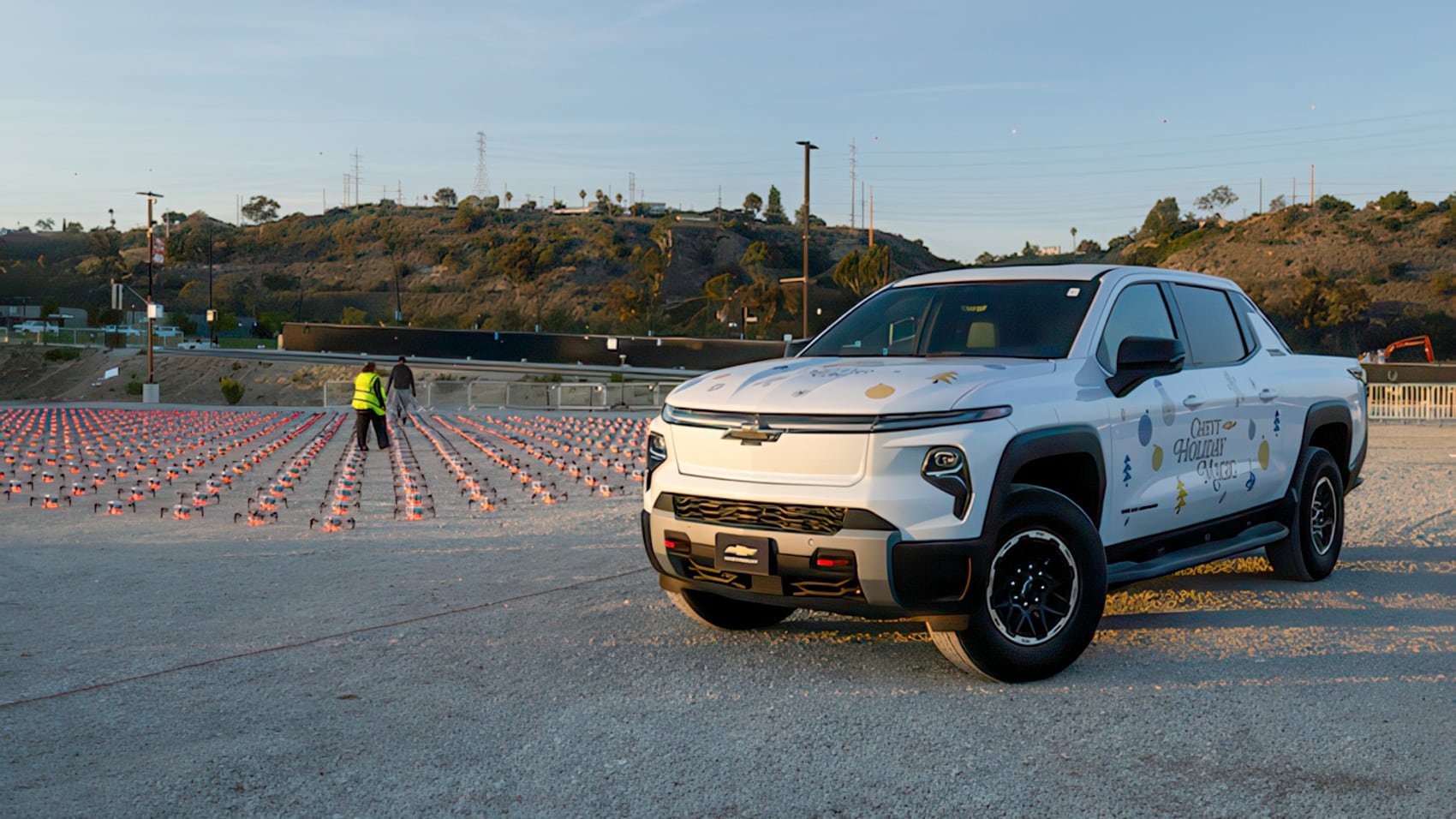Chevy Lights Up Piedmont Park With 1,000 Holiday Drones