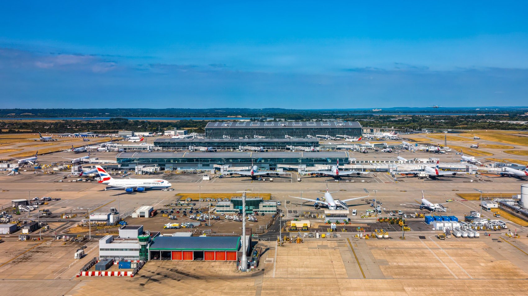 Suspected Drone Disrupts Flights At Heathrow Airport