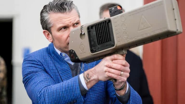 Pentagon Moves Toward Counter Drone Marketplace