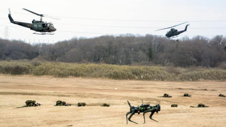 Robot Dogs Join Japan’s Assault Force Test