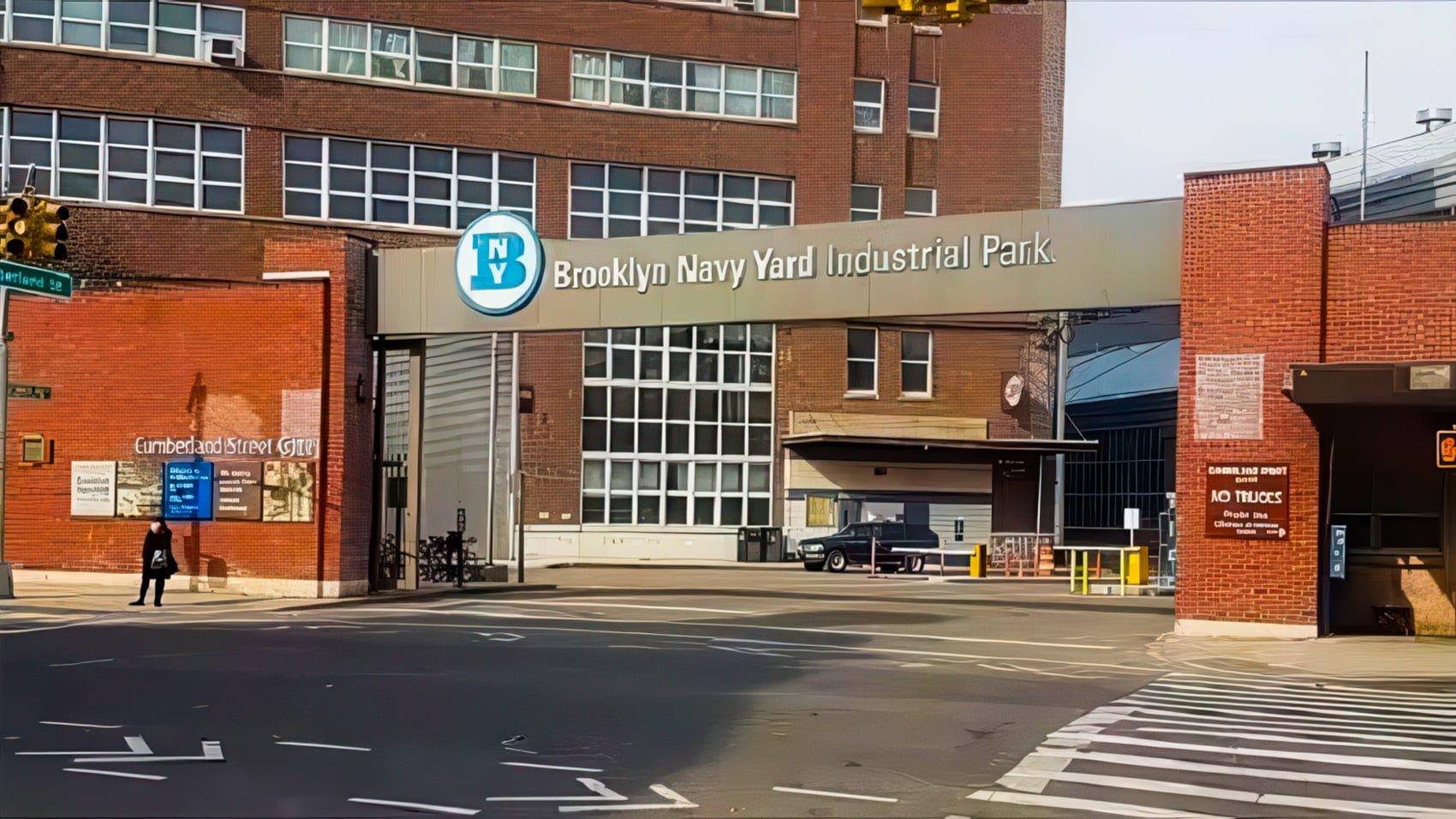 Brooklyn Navy Yard Evicts Easy Aerial