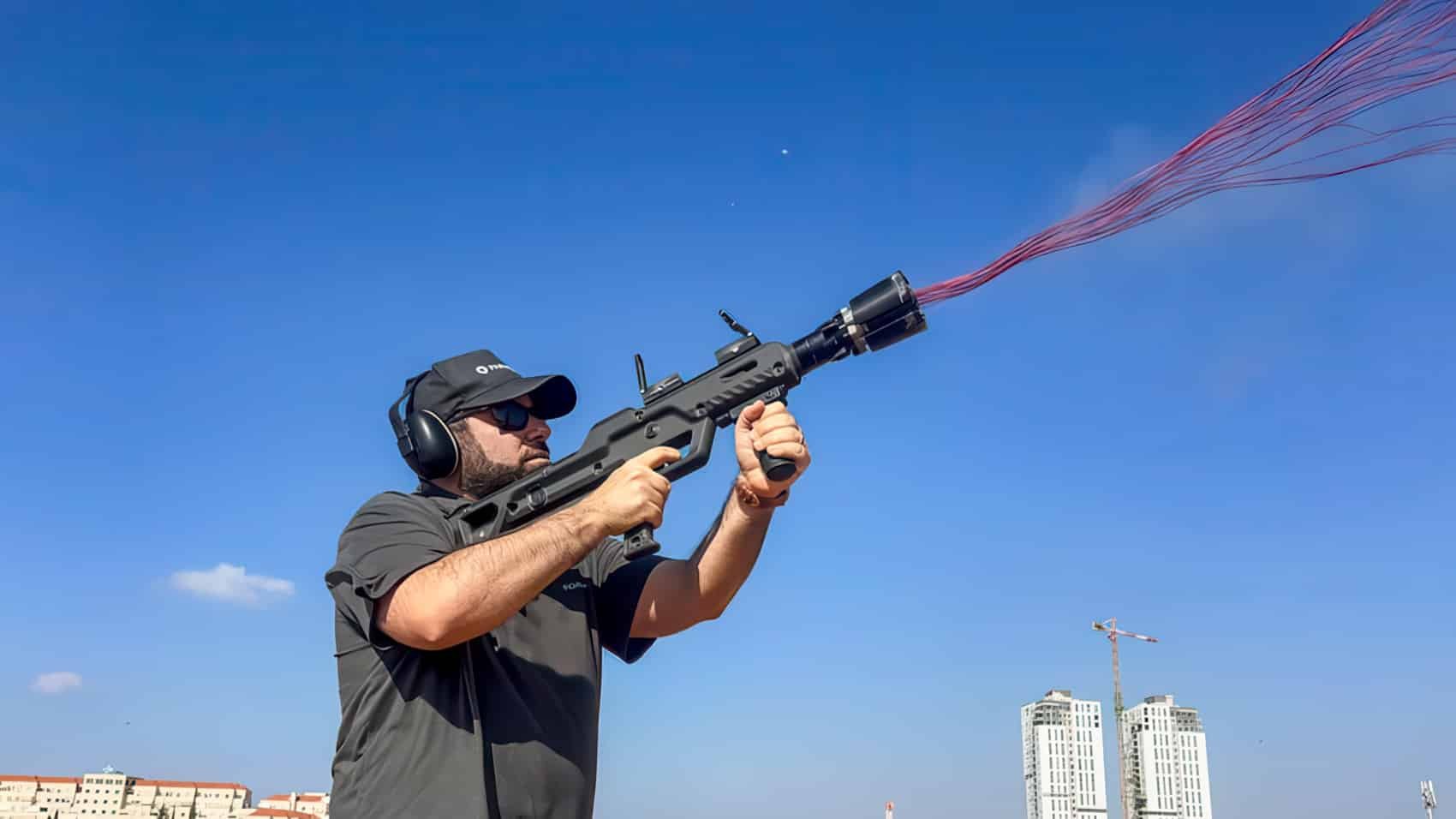 Parazero Unveils Defendair Net Gun At Enforce Tac