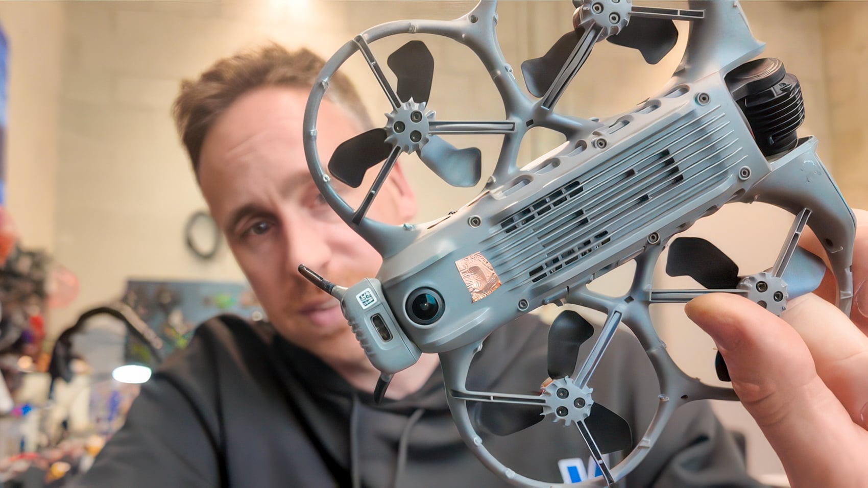 This Fpv Pilot Fixed The Dji Neo 2 With Tape