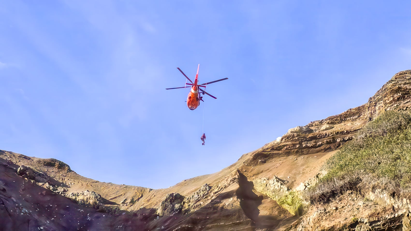 Teen Rescued From Oregon Cliff Face. A Dji Drone Showed The Way. 1 Teen Rescued From Oregon Cliff Face. A Dji Drone Showed The Way.