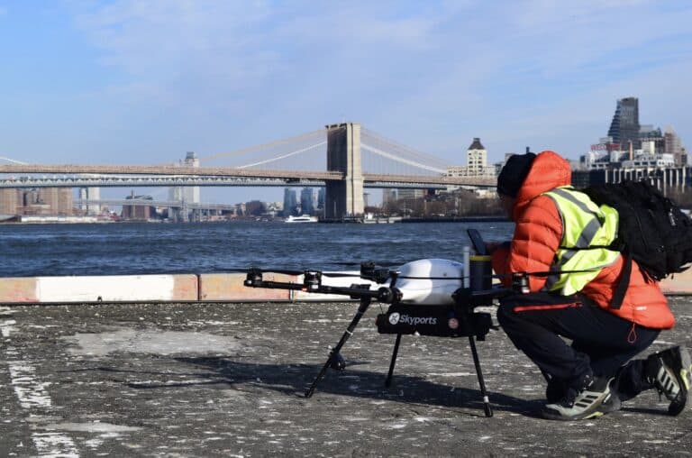 Skyports Begins Year-Long East River Medical Drone Run Between Manhattan And Brooklyn