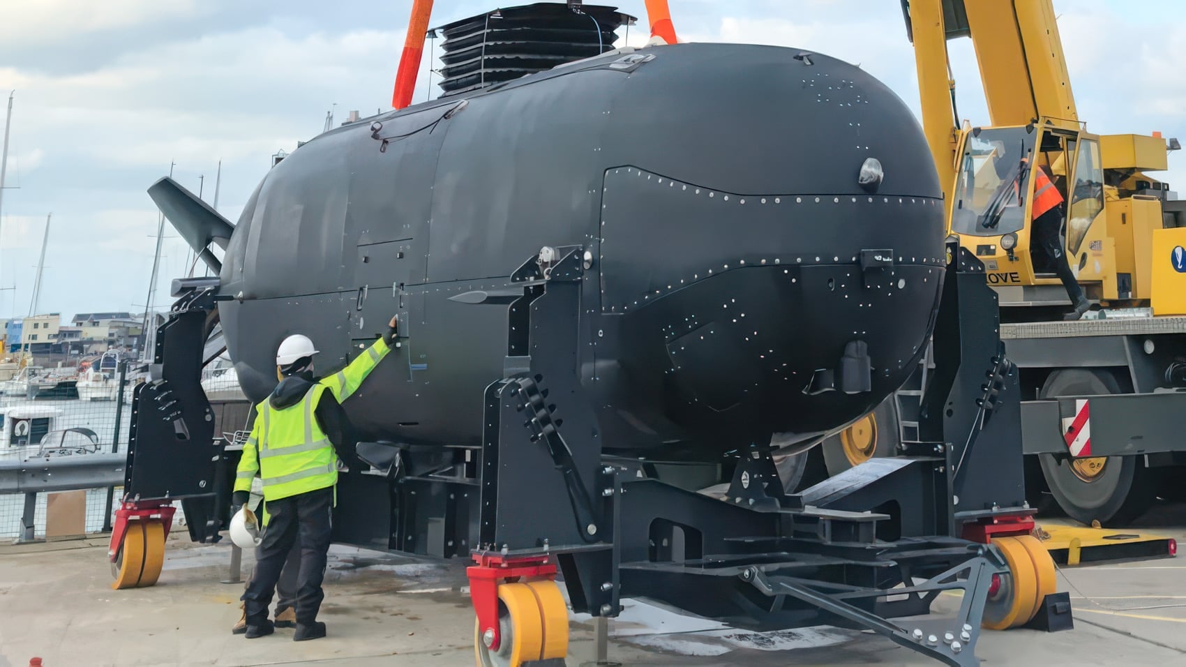 U.s. Navy Tests Seal Mini-Subs Teamed With Drones