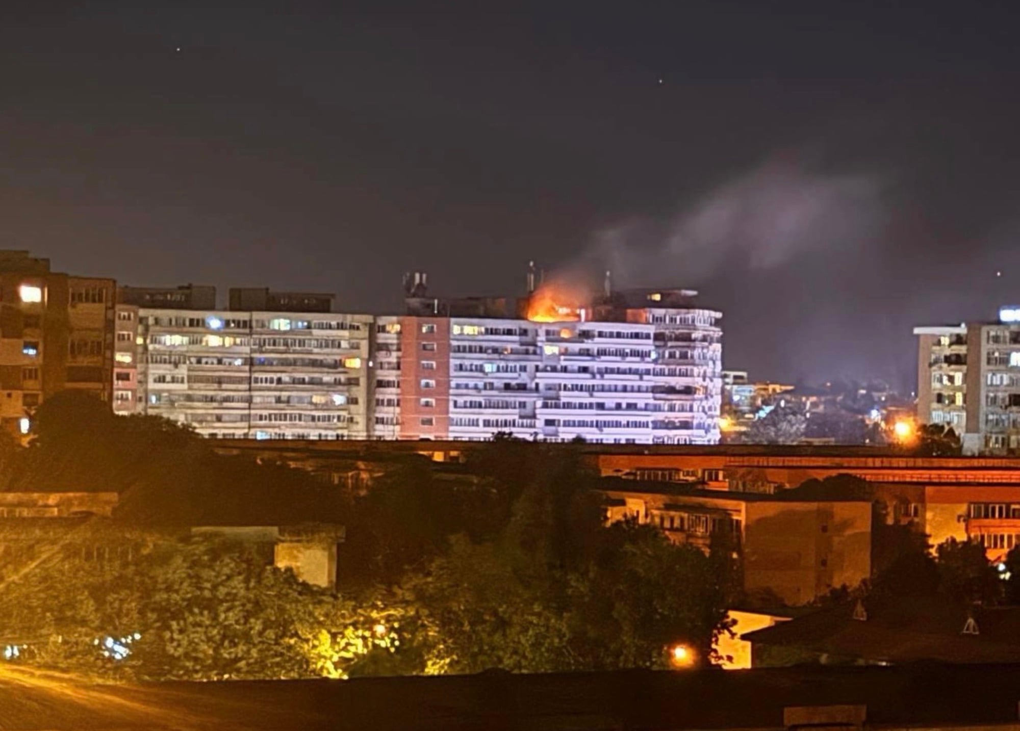 Russian Drone Hits Romanian Apartment Block in Galați, First Injuries on NATO Soil as Bucharest Weighs Article 4