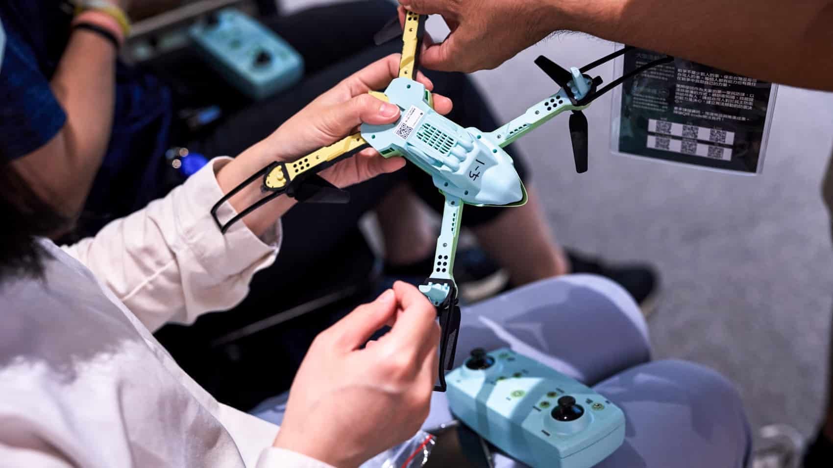 Taiwan Civilians Learn Drones To Counter China