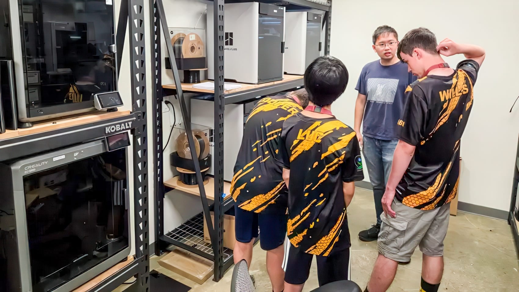 Absi Hosts Hive Mind Robotics Team For Counter-Uas Tour